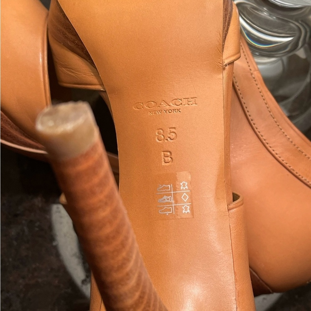 COACH Wexwood Tan Stiletto Heels Open Toe Sandals Size 8.5 - Picture 7 of 8